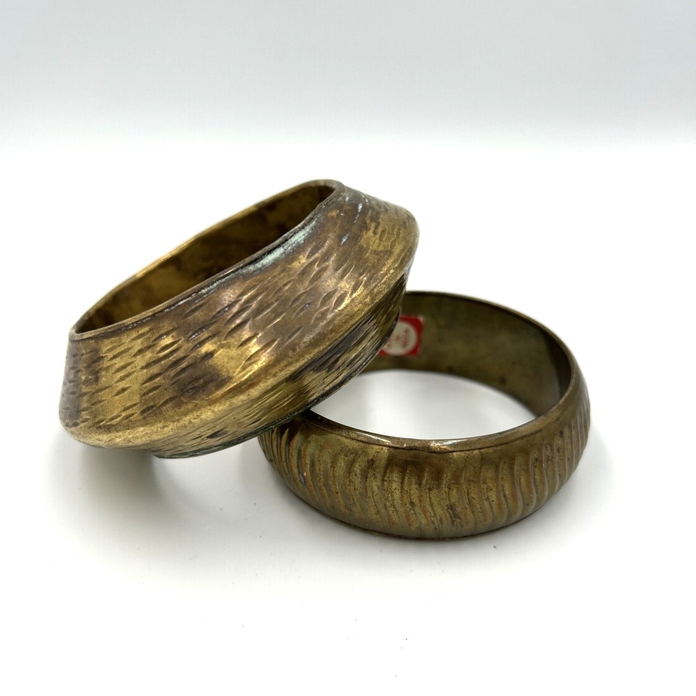 LOT OF 2 VINTAGE INDIA MADE BANGLE BRACELETS METALWARE HANDMADE